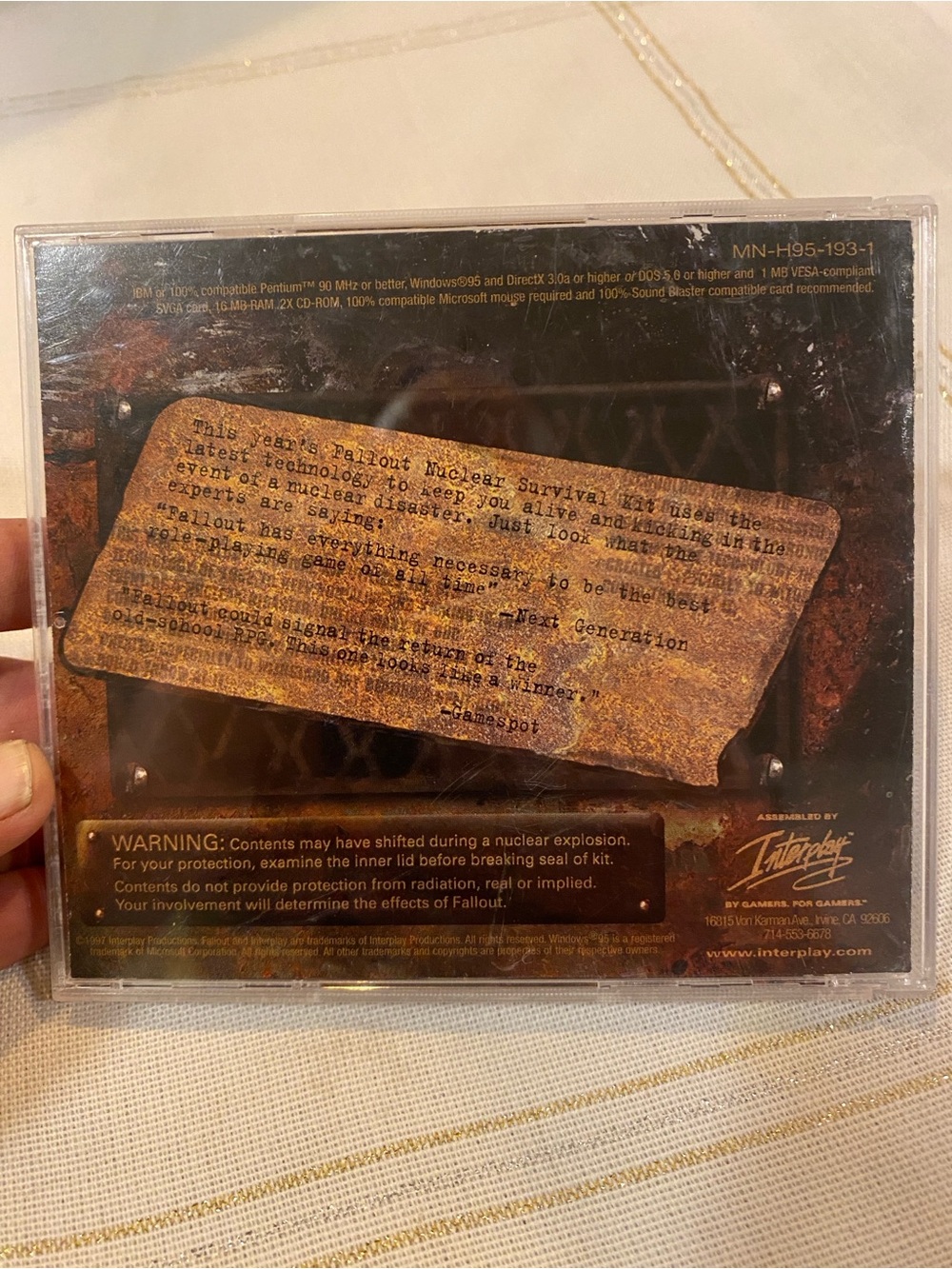 Fallout (PC: Windows, 1997) Original Disc - Picture 2 of 10